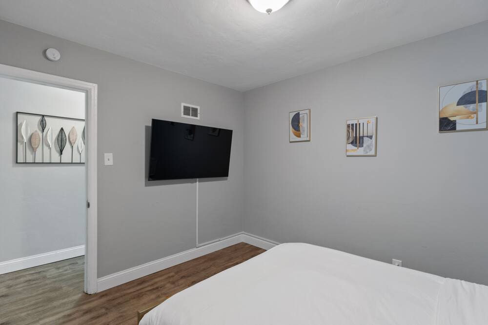 Photo of Bedroom in Richmond Heights