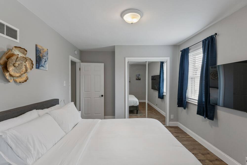 Photo of Bedroom in Richmond Heights