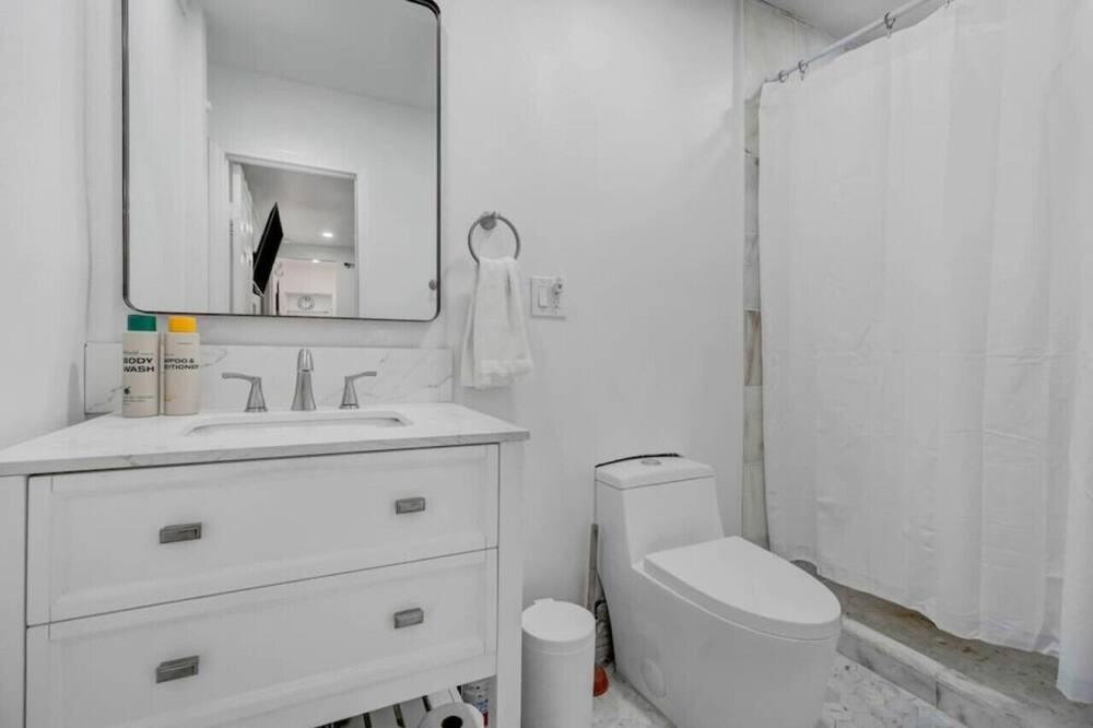 Photo of Bathroom in East Pasadena