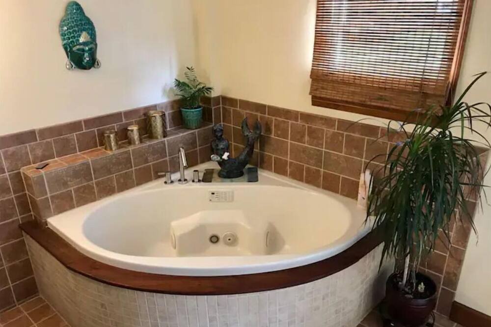 Photo of Bathroom in Bennington