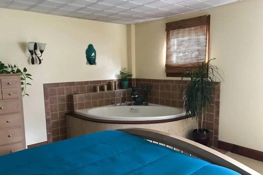 Photo of Bedroom in Bennington