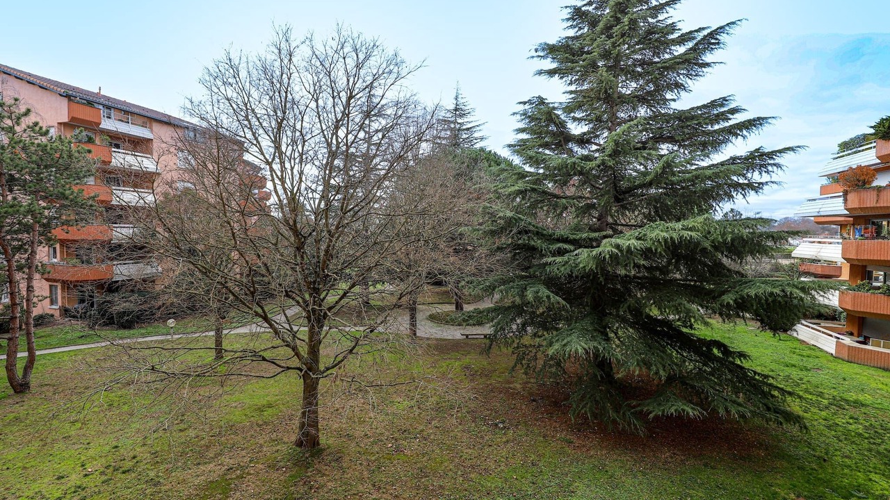 Photo of Outdoor in Fontaine Lestang-Bagatelle-Papus-Tabar-Bordelongue