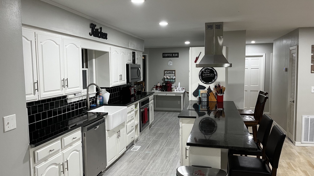 Photo of Kitchen in Rover
