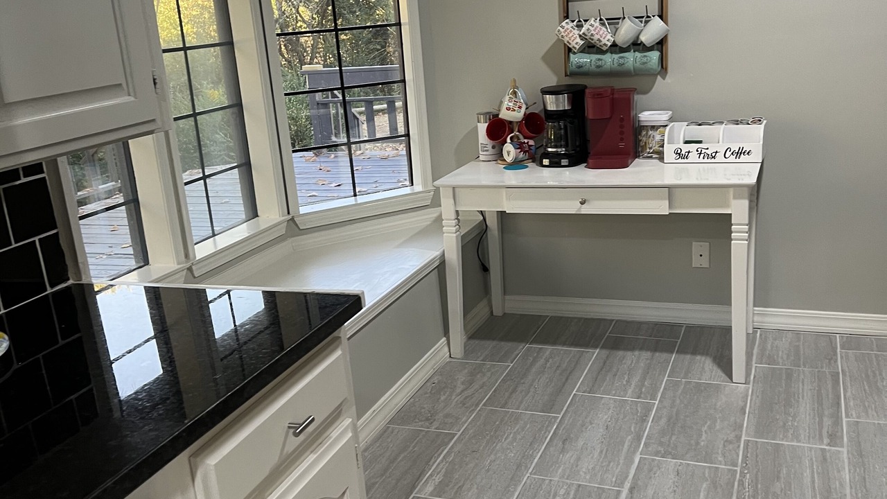 Photo of Kitchen in Rover