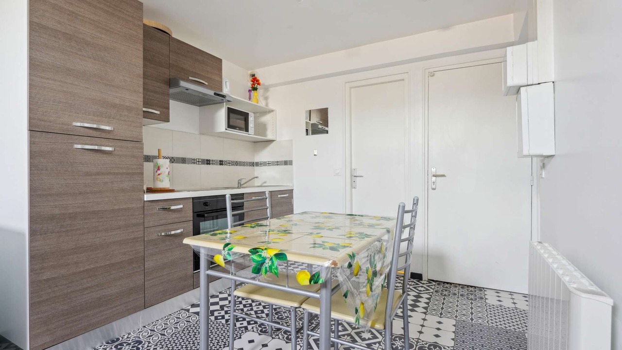 Photo of Kitchen in Charleville-Mezieres