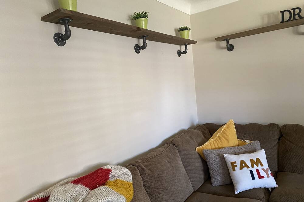 Photo of Livingroom in Hamilton