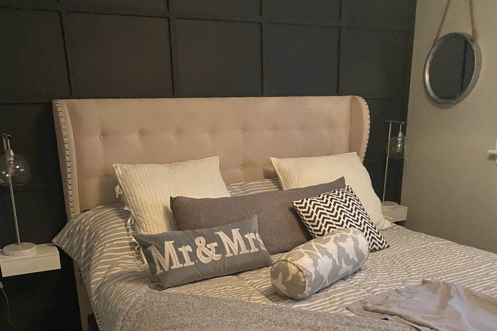 Photo of Bedroom in Hamilton
