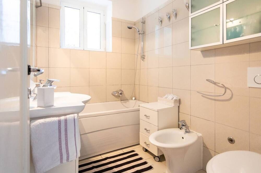 Photo of Bathroom in Lozica