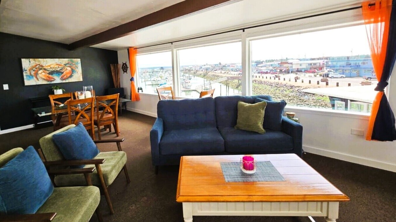 Photo of Livingroom in Westport