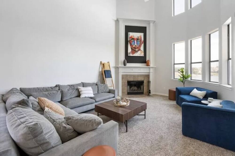 Photo of Livingroom in Roanoke
