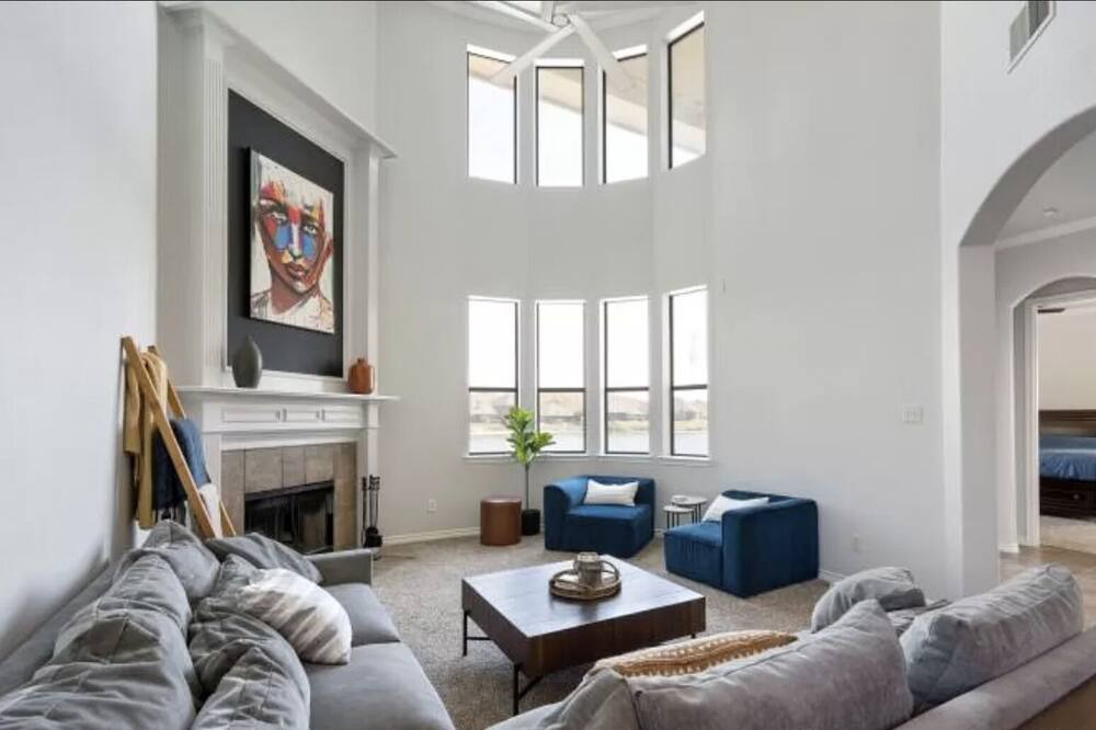Photo of Livingroom in Roanoke