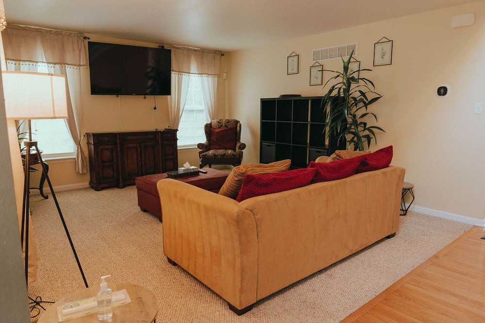 Photo of Livingroom in West Bristol