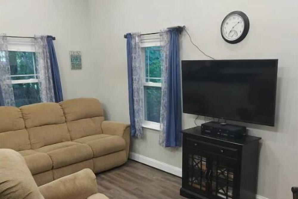 Photo of Livingroom in Randolph County
