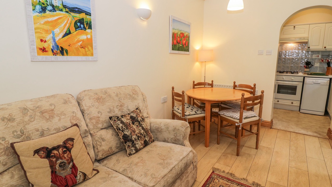 Photo of Livingroom in Severn Stoke