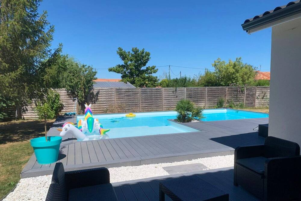 Photo of Outdoor in Longages