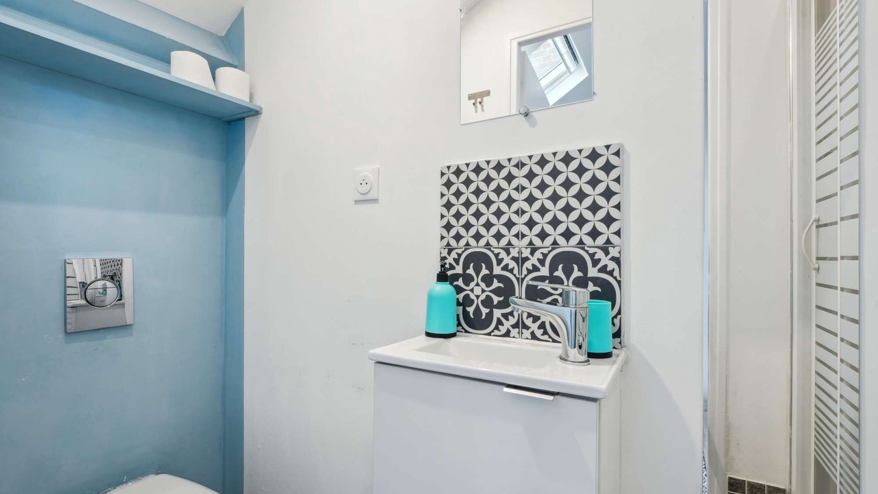 Photo of Bathroom in Charleville-Mezieres