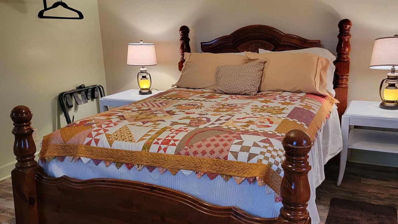 Photo of Bedroom in Burks Fork