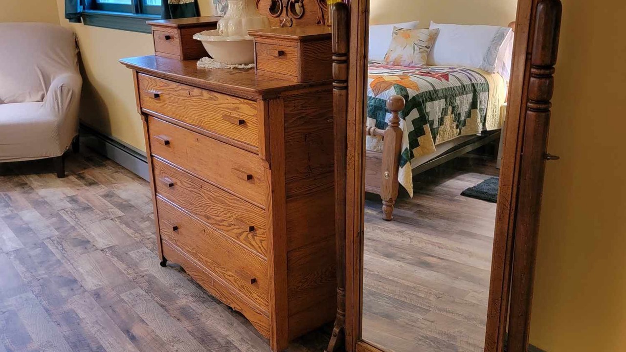 Photo of Bedroom in Burks Fork