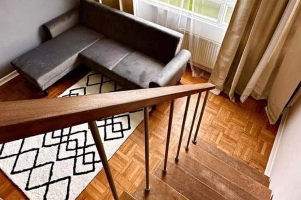 Photo of Others in West Hill