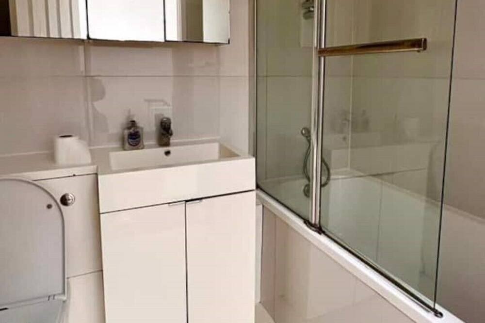 Photo of Bathroom in West Hill