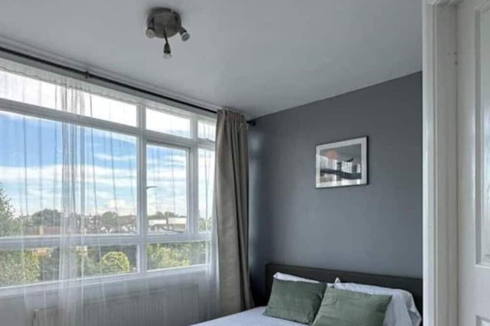 Photo of Bedroom in West Hill