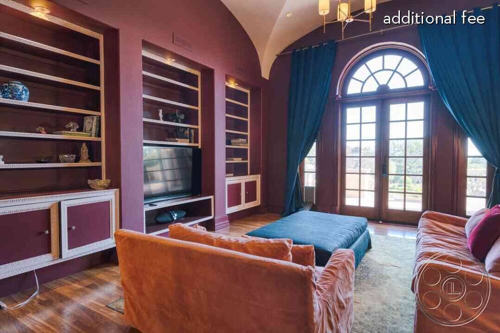 Photo of Livingroom in Pasadena