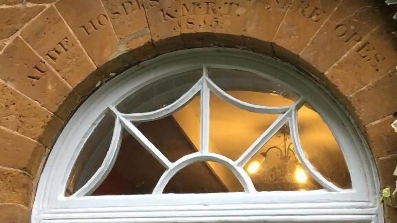 Photo of Outdoor in Flore