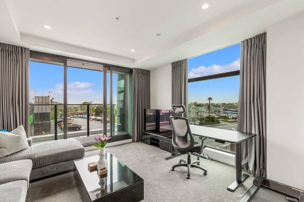 Photo of Others in Mount Eden