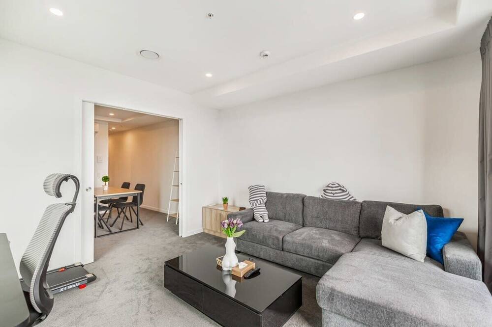 Photo of Others in Mount Eden