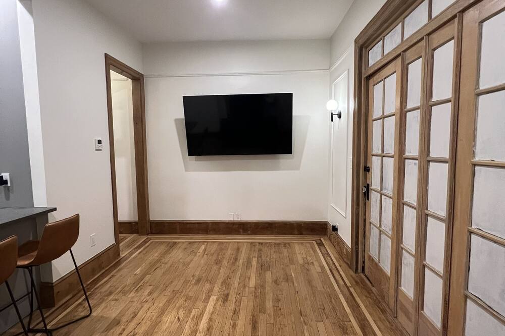 Photo of Others in Hamilton Heights