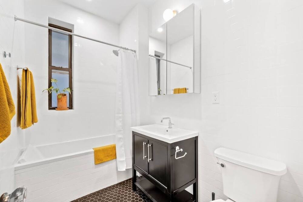 Photo of Bedroom in Hamilton Heights