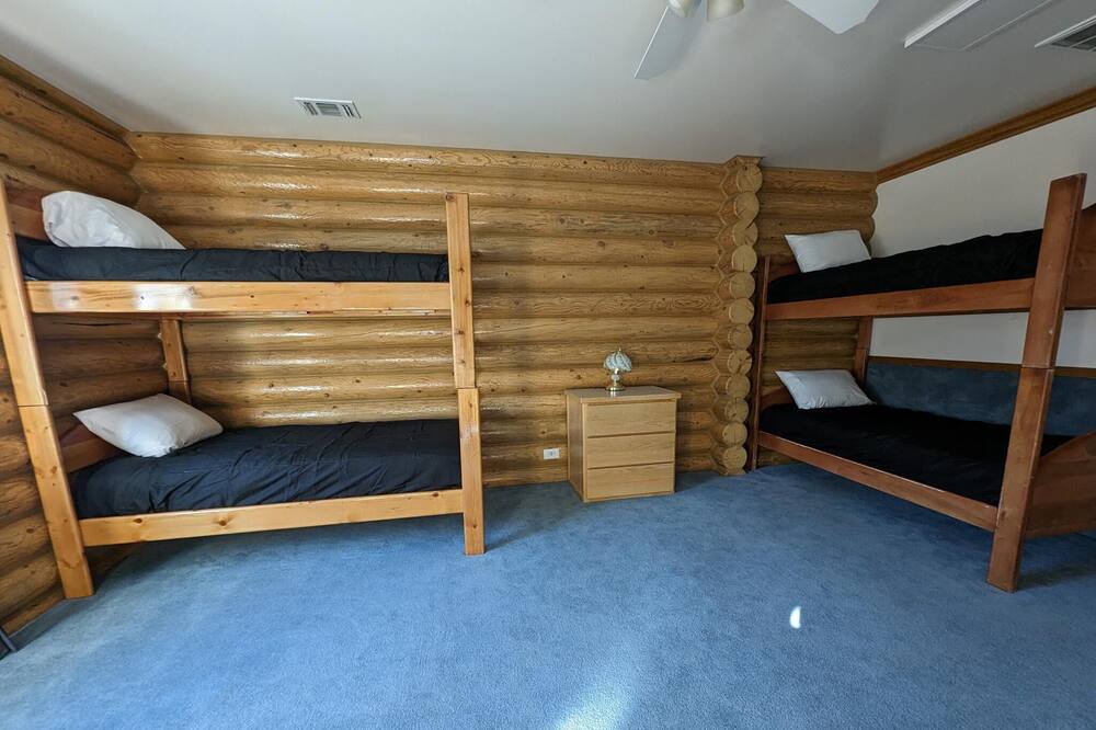 Photo of Bedroom in Hot Springs