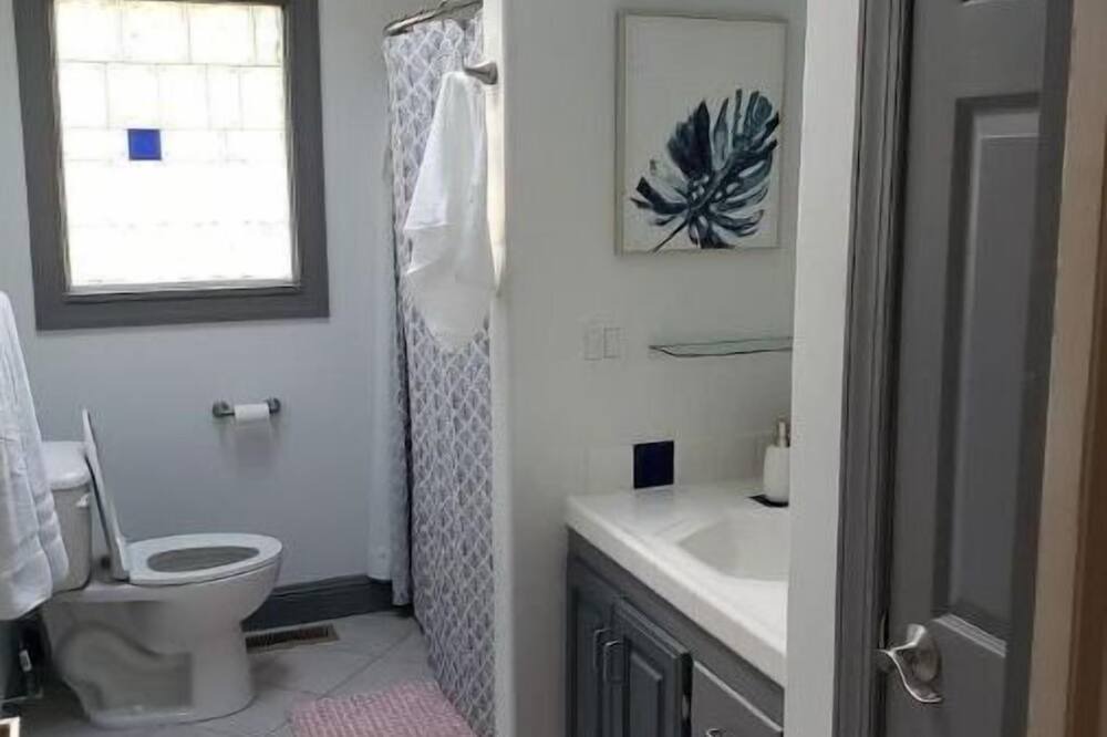 Photo of Bathroom in Rocky Mount
