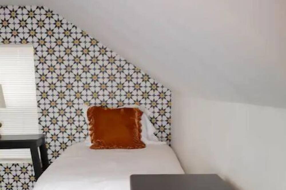 Photo of Bedroom in Huntington