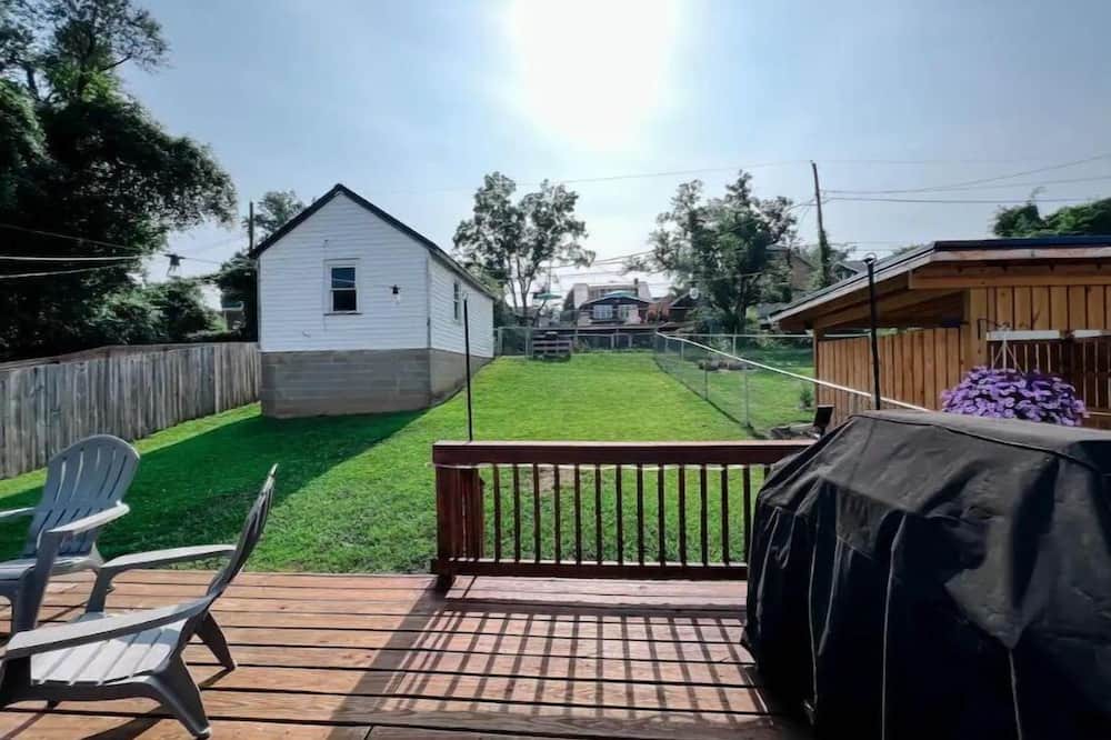 Photo of Outdoor in Huntington