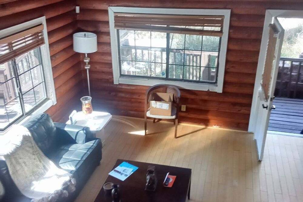 Photo of Livingroom in Mount Charleston