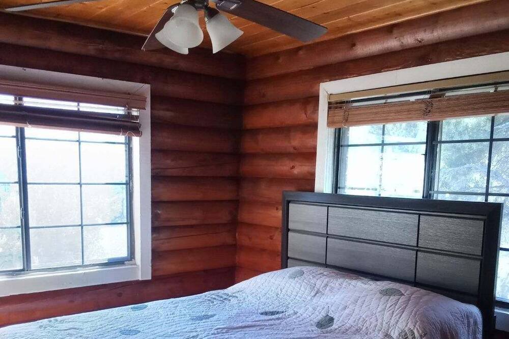 Photo of Bedroom in Mount Charleston