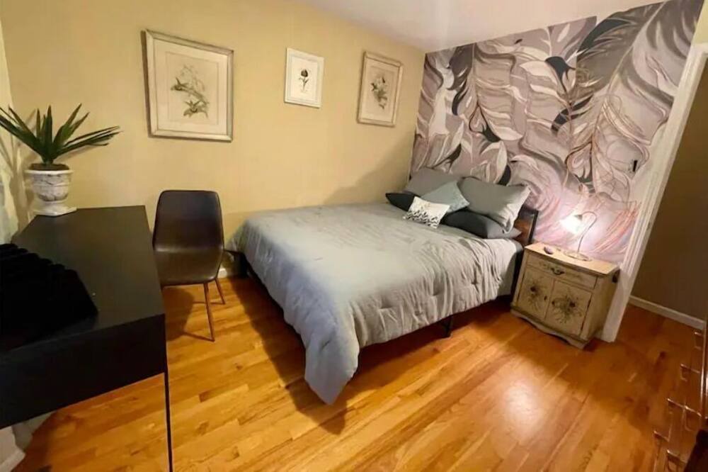 Photo of Bedroom in St. Louis