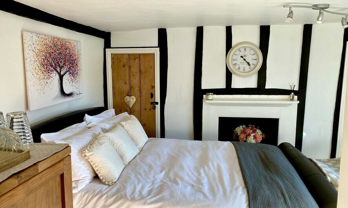 Photo of Bathroom in Ardingly