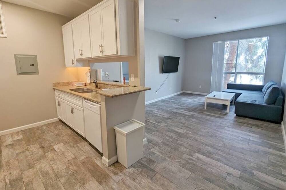 Photo of Kitchen in Reseda