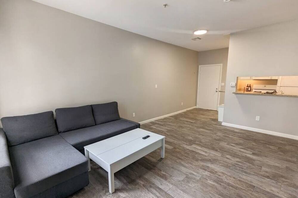 Photo of Livingroom in Reseda