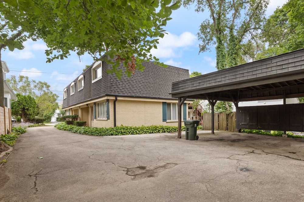 Photo of Outdoor in Lake Forest