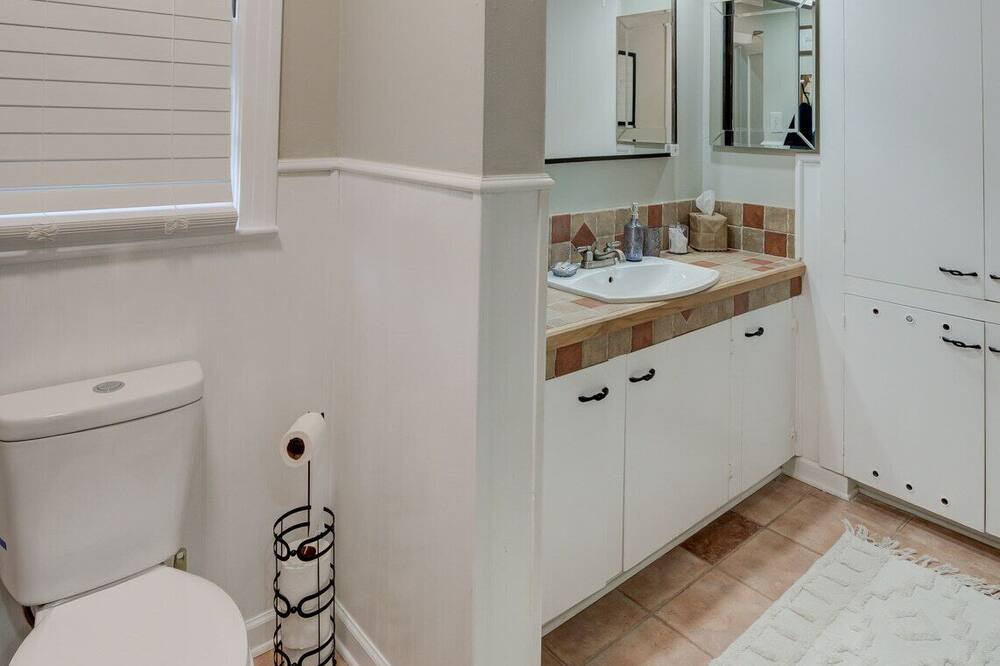 Photo of Bathroom in Caddo Heights-South Highlands