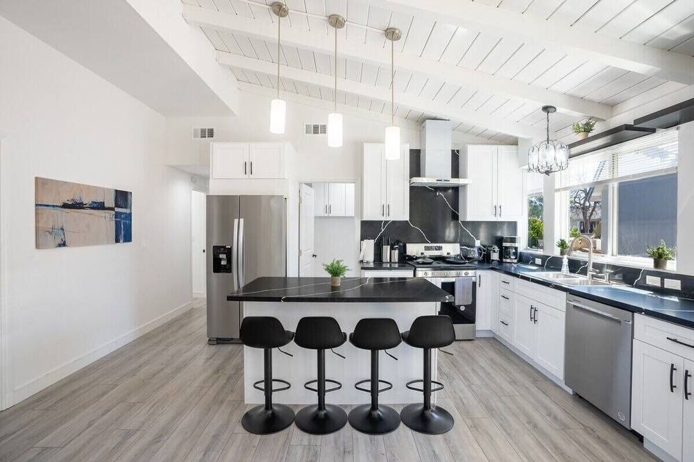 Photo of Kitchen in Winnetka
