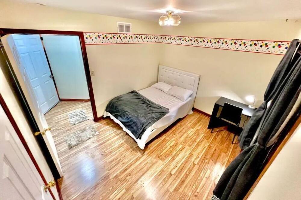 Photo of Bedroom in Sharon