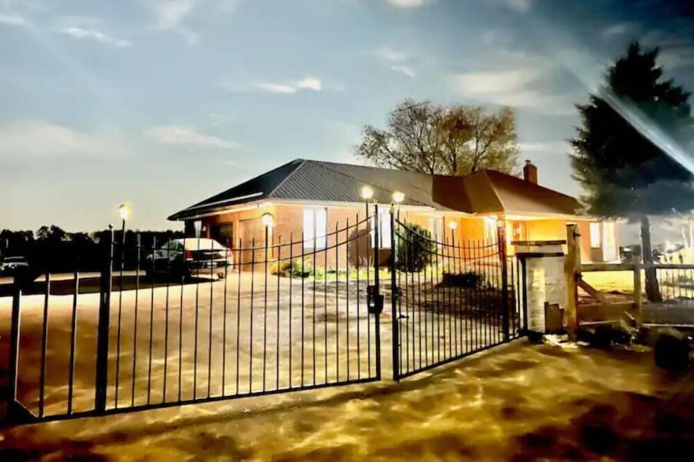 Photo of Outdoor in Sharon