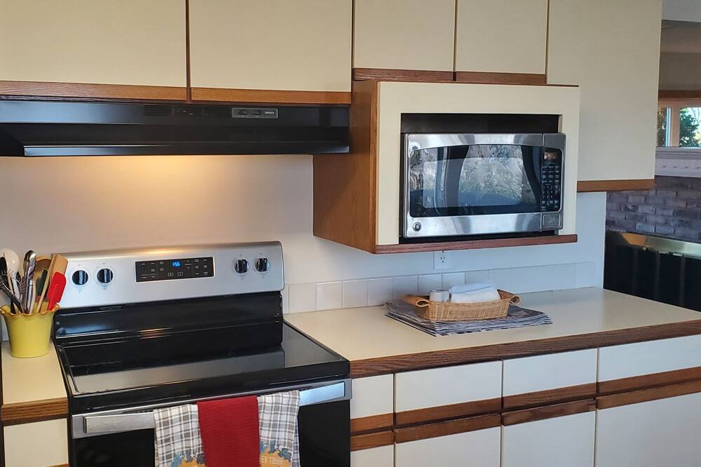 Photo of Kitchen in Eastlake