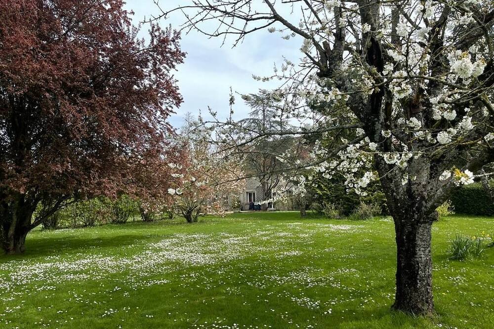 Photo of Outdoor in Villeneuve-sur-Bellot