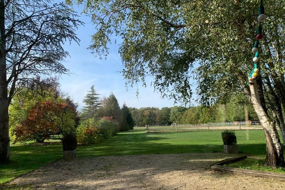 Photo of Outdoor in Villeneuve-sur-Bellot