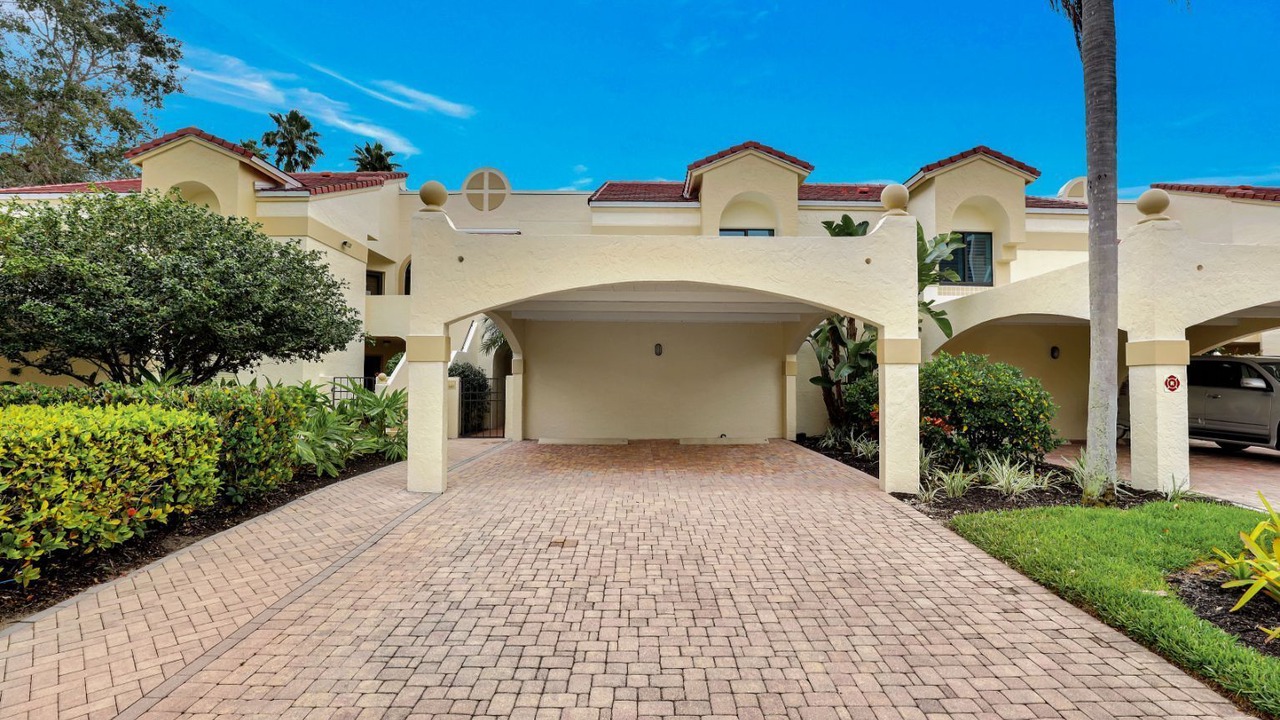 Photo of Outdoor in Pelican Bay